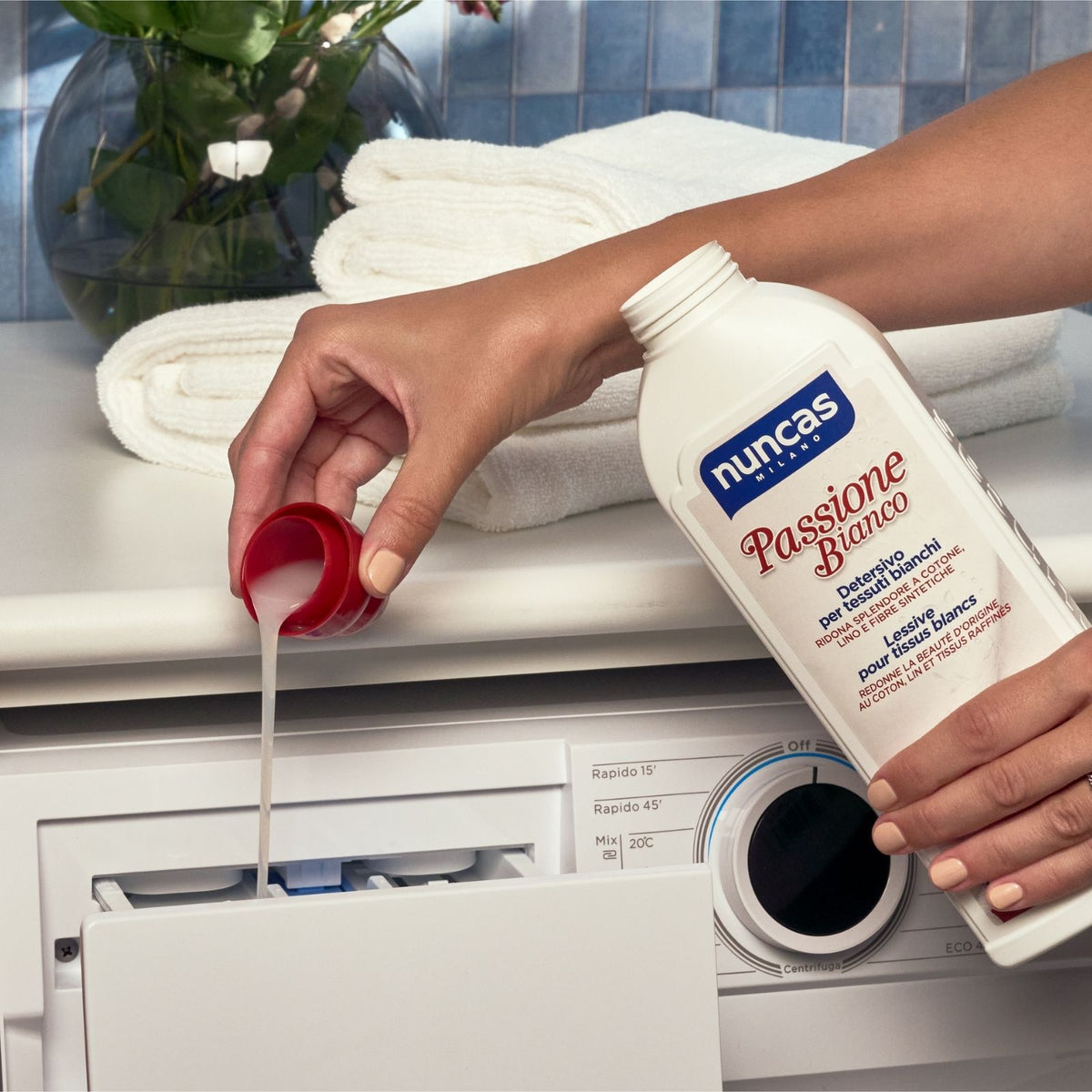 Passione Bianco Nuncas - Lavaggio in lavatrice - inserimento del prodotto nel cassettino del detersivo