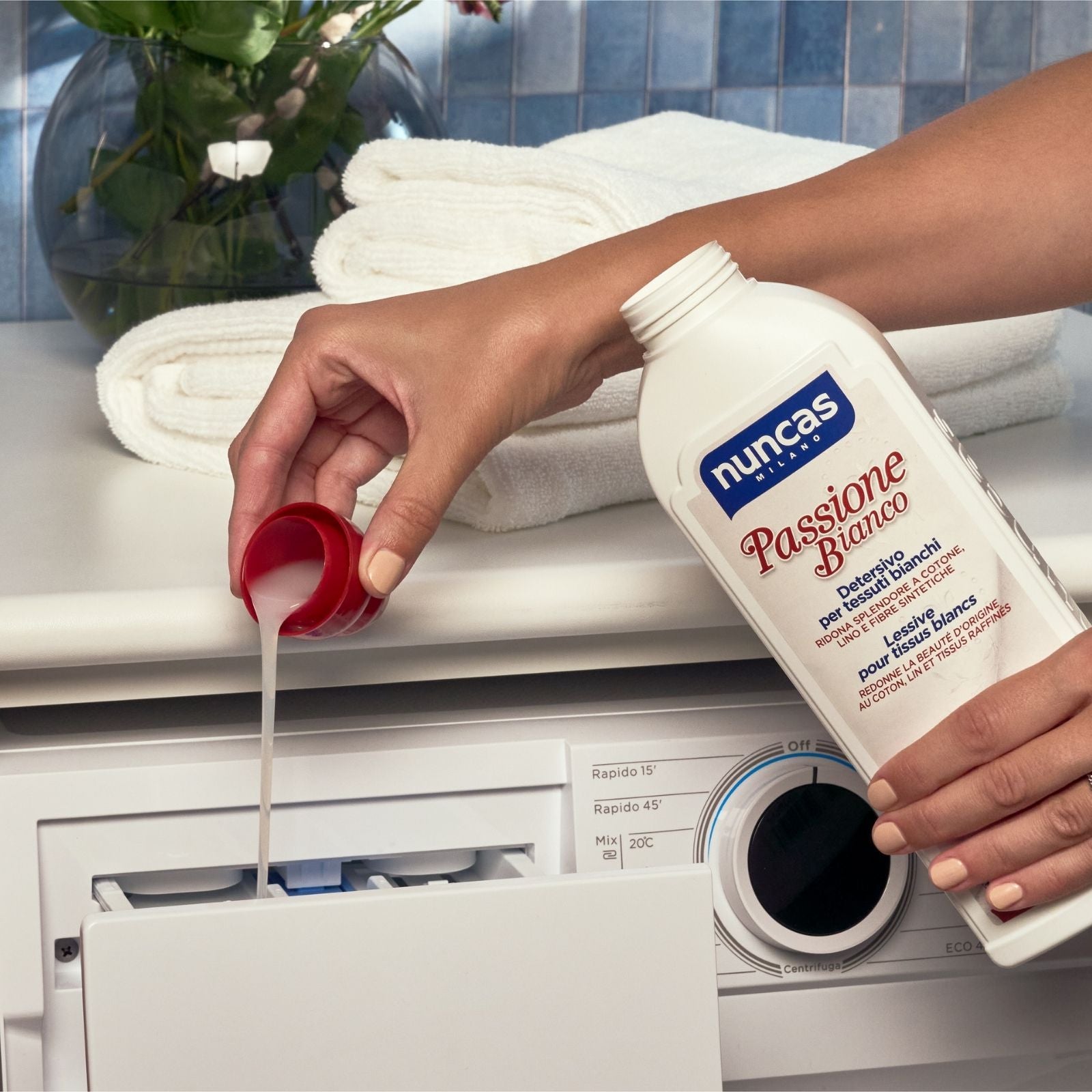 Passione Bianco Nuncas - Lavaggio in lavatrice - inserimento del prodotto nel cassettino del detersivo